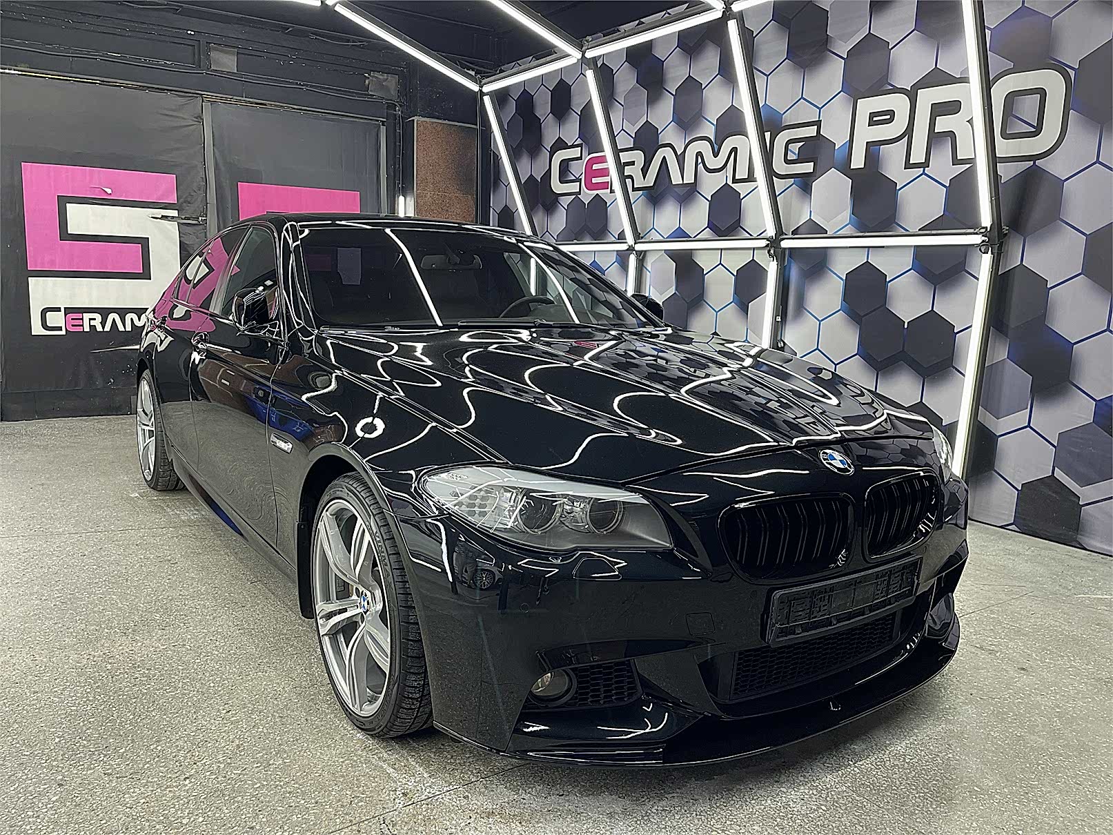 Полировка и керамика для BMW F10 в Алмапты